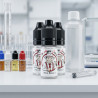 Boosters de nicotine Nico Boost The Hype Juices sur une table en marbre pour DIY