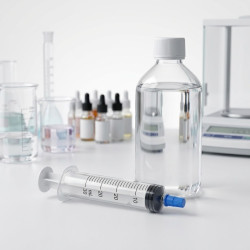 Seringue 30 ml sans aiguille pour doser la base de son e-liquide
